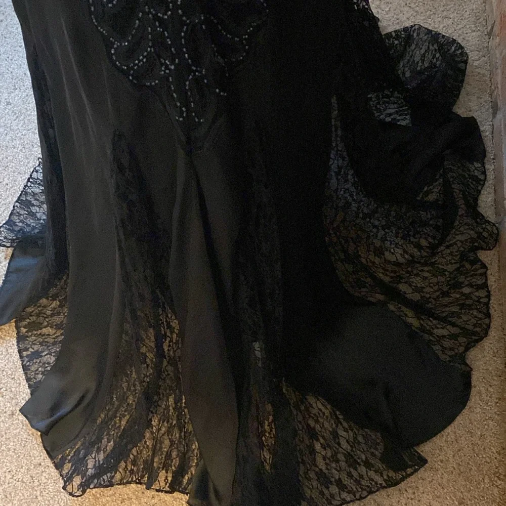 Sue Wong nocturnal black formal gown size 10 - Picture 10 of 17